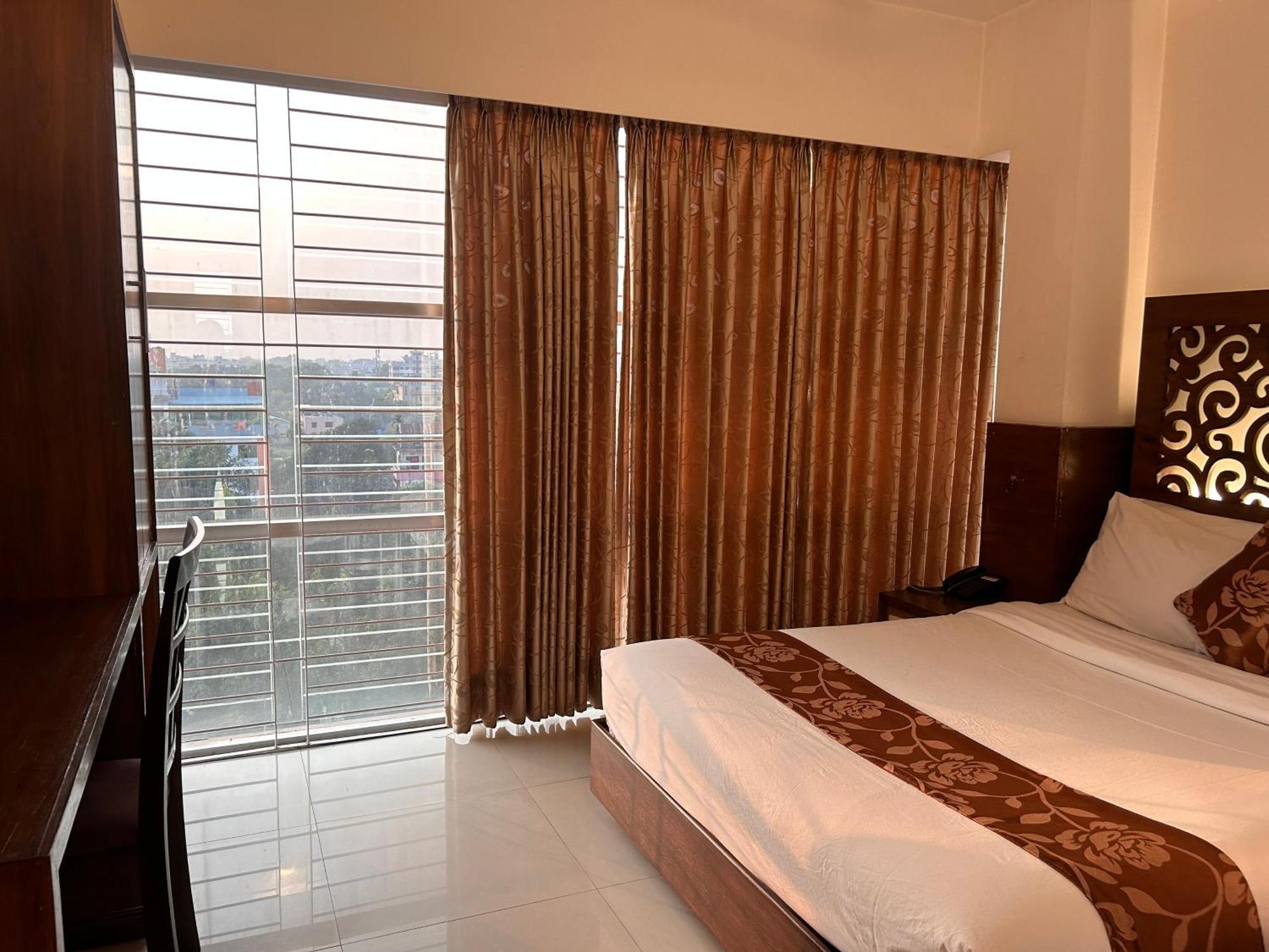 La Vista Hotel Силхет Экстерьер фото