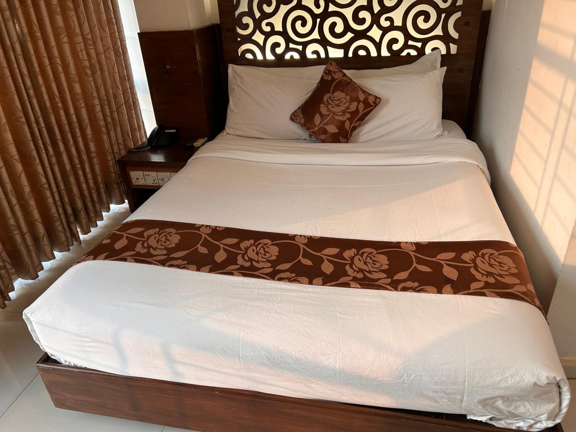La Vista Hotel Силхет Экстерьер фото