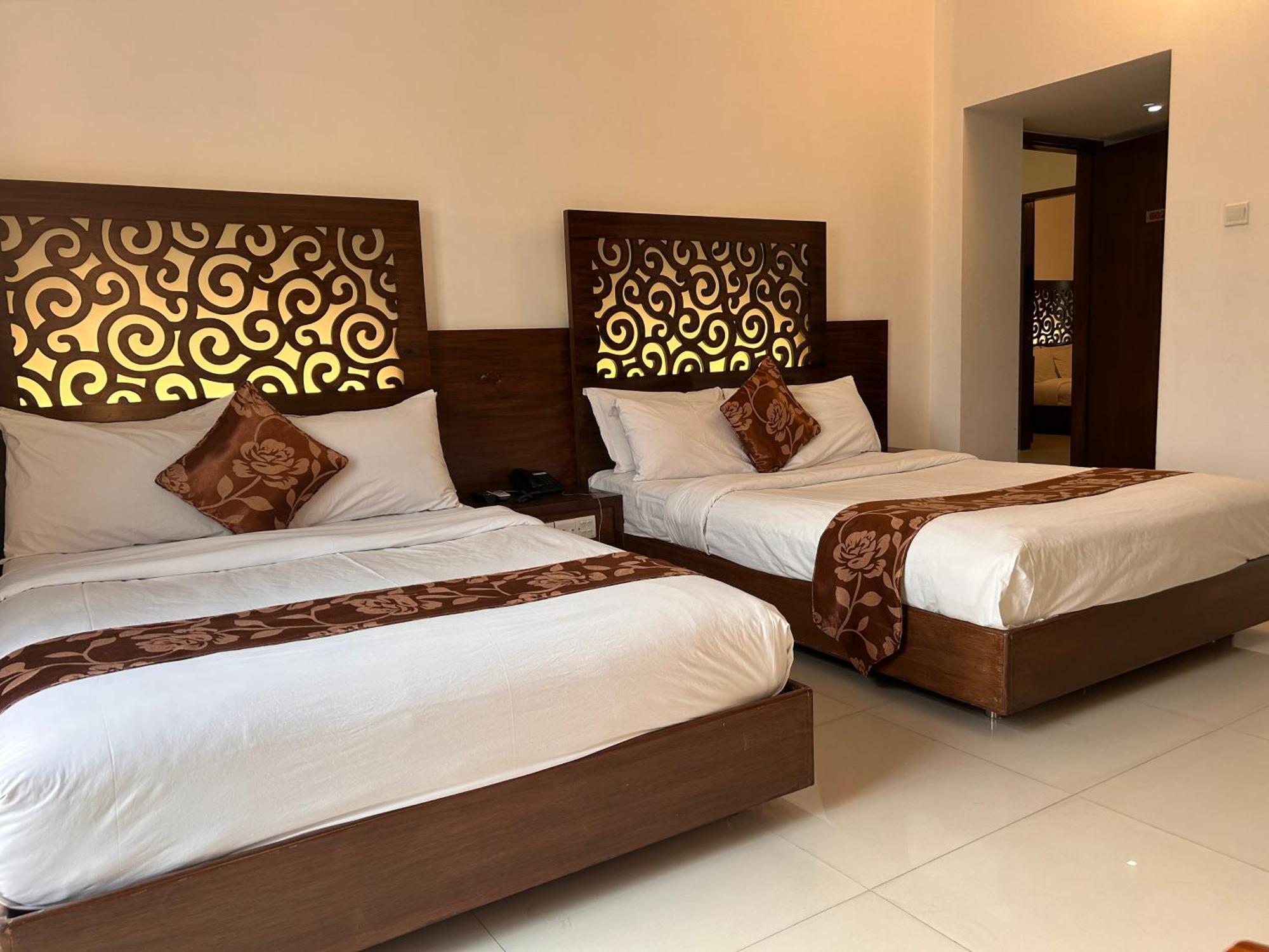 La Vista Hotel Силхет Экстерьер фото