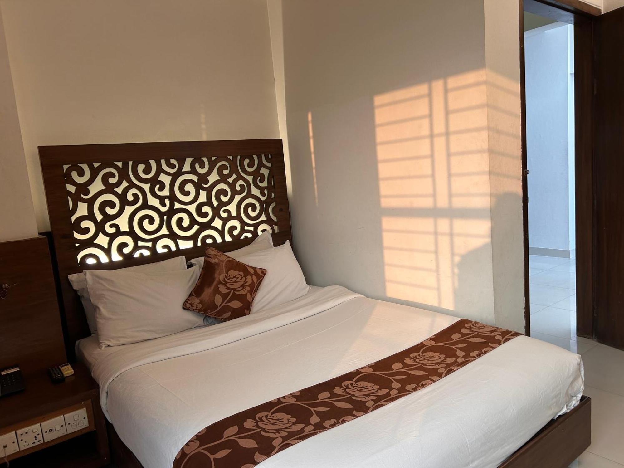 La Vista Hotel Силхет Экстерьер фото